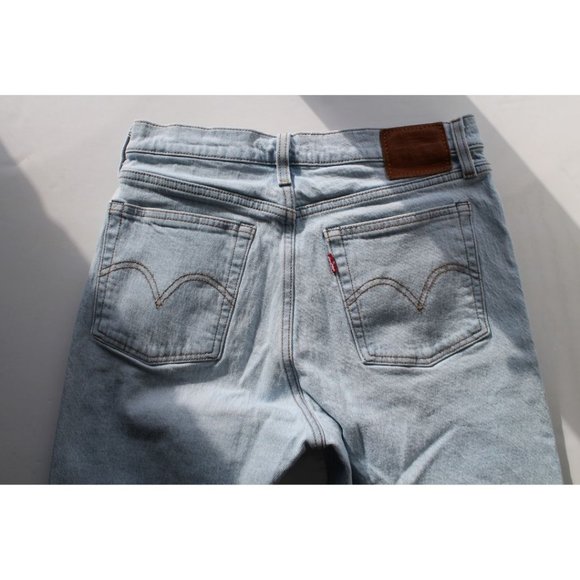 Levi's Wedgie Straight Droit Jeans Size 28 Light Denim High Rise - Picture 6 of 8